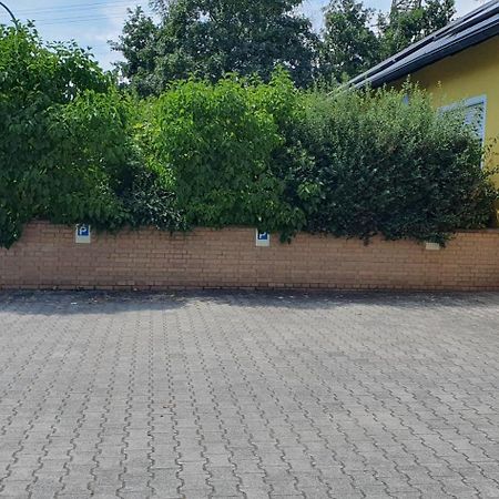 Ferienwohnung Giovanni Studio شفاندورف إن بايرن المظهر الخارجي الصورة